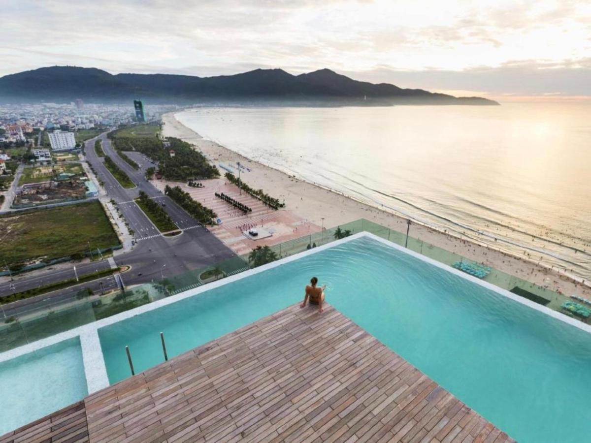 Stunning Across My Khe ! Rooftop Pool & Gym Da Nang