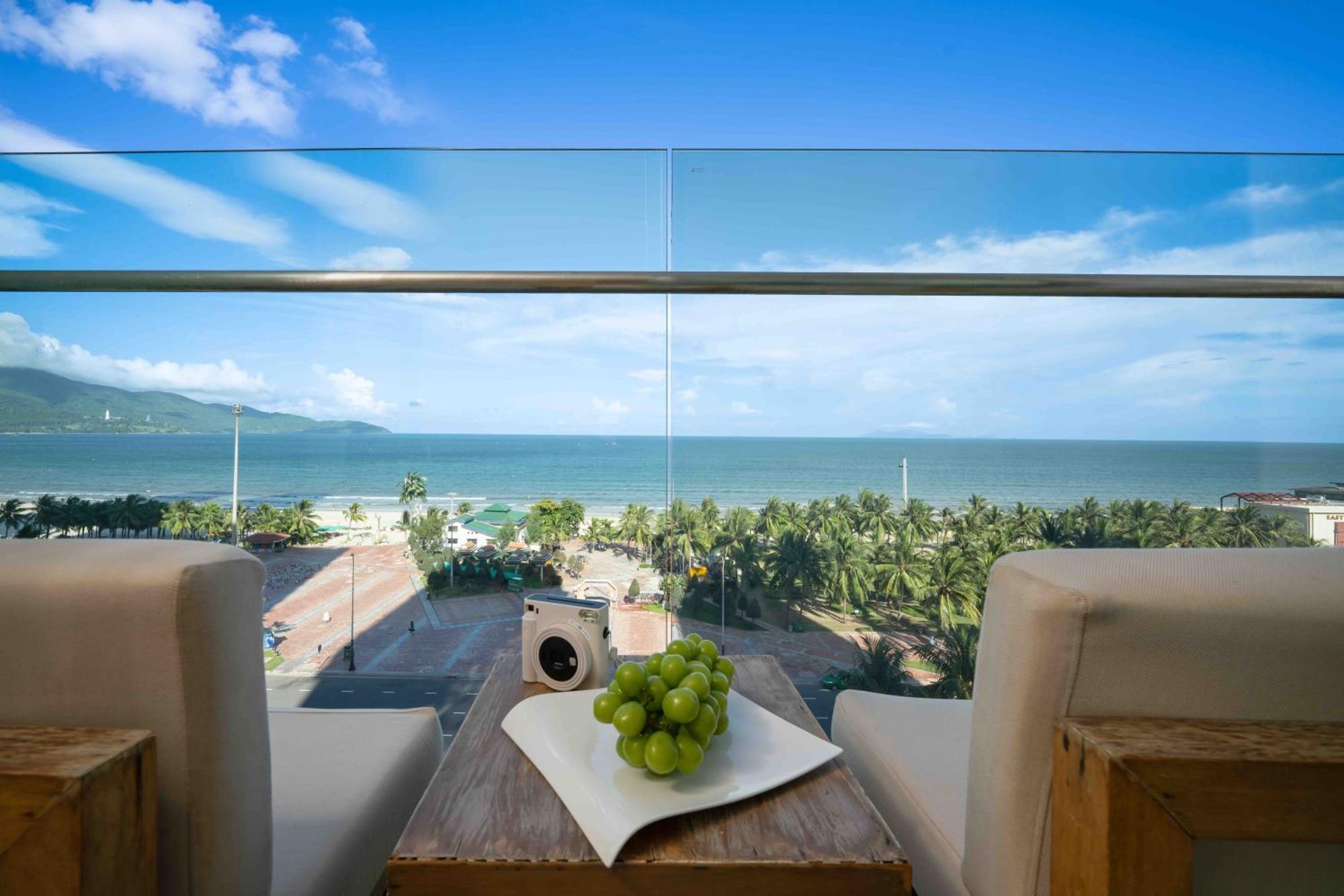 Stunning Across My Khe ! Rooftop Pool & Gym *